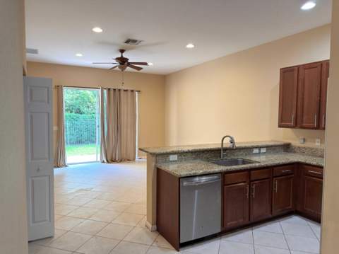 10172 White Water Lily Way, Boynton Beach FL - photo 6 of 20