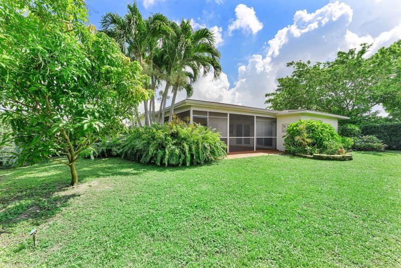 2 bedroom Single Family Residence at 6396 Whispering Wind Way, Coco Wood Lakes Sec 1, Delray Beach — photo 2