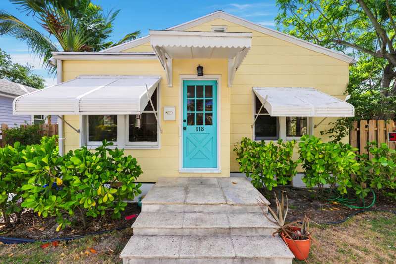 3 bedroom Single Family Residence at 918 N K Street, Lake Worth Town Of, Lake Worth Beach — photo 1