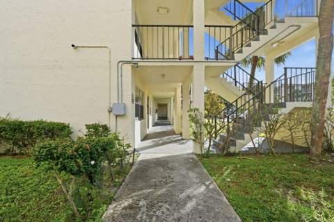 3000 NW 48th Terrace #130, Lauderdale Lakes FL - photo 17 of 21