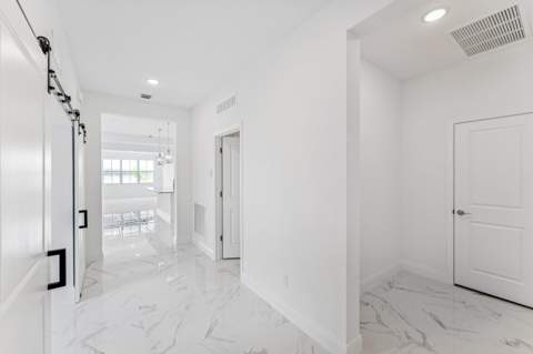 10072 NW Field Flower Trail, Port St. Lucie FL - photo 8 of 33