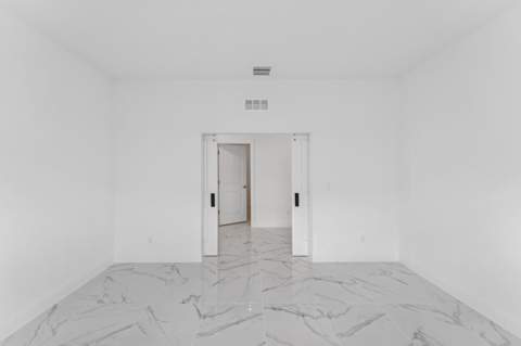 10072 NW Field Flower Trail, Port St. Lucie FL - photo 10 of 33