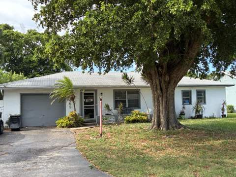 4469 Brandon Drive, Delray Beach FL - photo 7 of 14