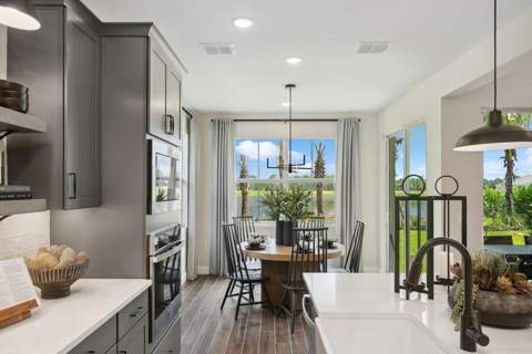 10064 NW Field Flower Trail, Port St. Lucie FL - photo 15 of 39