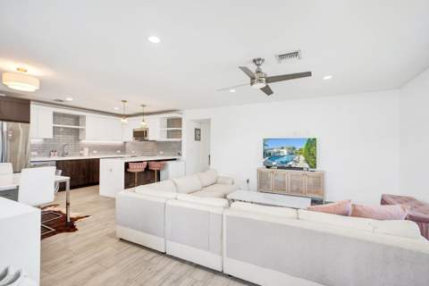 2050 NE 39th Street #101, Fort Lauderdale FL - photo 12 of 35