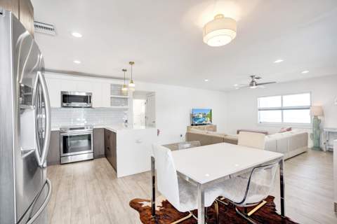 2050 NE 39th Street #101, Fort Lauderdale FL - photo 8 of 35
