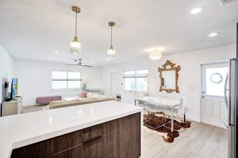 2050 NE 39th Street #101, Fort Lauderdale FL - photo 9 of 35