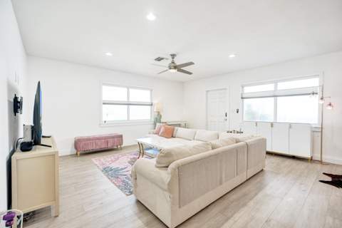 2050 NE 39th Street #101, Fort Lauderdale FL - photo 11 of 35