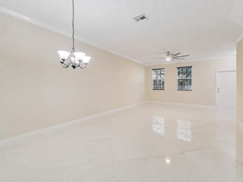 118 Seagrape Drive #105, Jupiter FL - photo 6 of 24