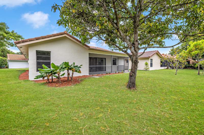 3 bedroom Single Family Residence at 1273 Spring Circle Drive, Spring Circle Villas, Coral Springs — photo 2