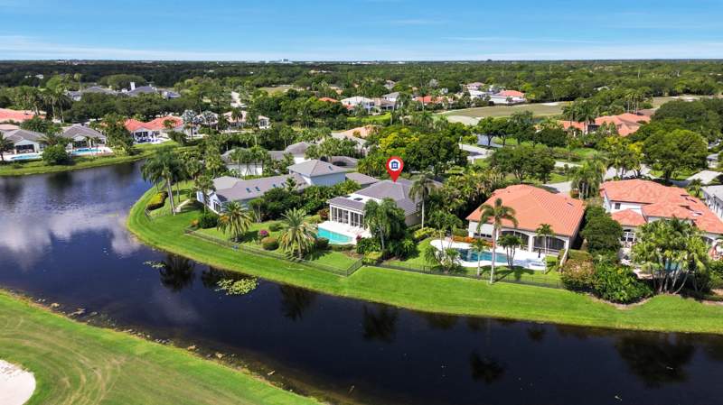 3 bedroom Single Family Residence at 173 N Village Way, Golf Village Par A, Jupiter — photo 4