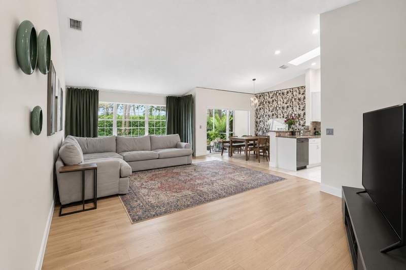3 bedroom Villa at 17257 Boca Club Boulevard #Apt 5, St Tropez At Boca Golf Villas Condo, Boca Raton — photo 4