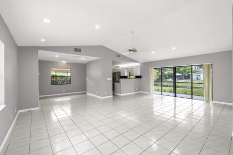 1273 Spring Circle Drive, Coral Springs FL - photo 19 of 35