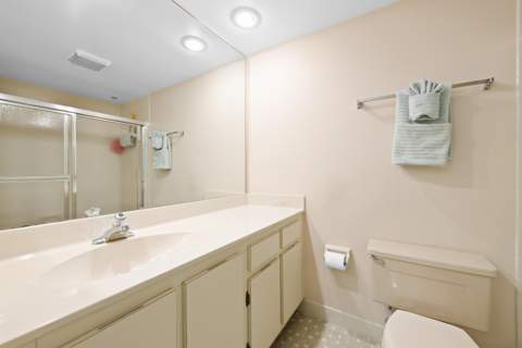 3510 Oaks Way #406, Pompano Beach FL - photo 19 of 34