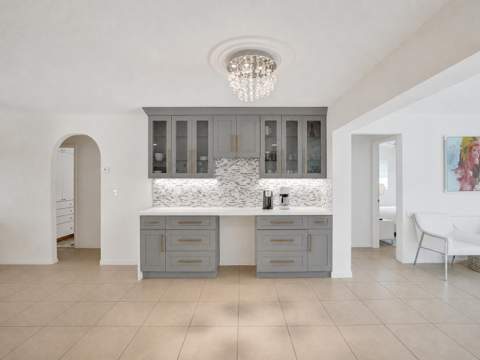 5251 NE 26th Avenue, Fort Lauderdale FL - photo 7 of 85