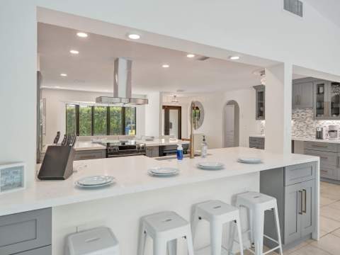 5251 NE 26th Avenue, Fort Lauderdale FL - photo 13 of 85