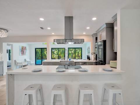5251 NE 26th Avenue, Fort Lauderdale FL - photo 14 of 85