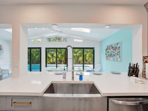 5251 NE 26th Avenue, Fort Lauderdale FL - photo 21 of 85