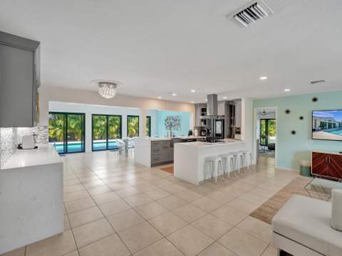 5251 NE 26th Avenue, Fort Lauderdale FL - photo 22 of 85