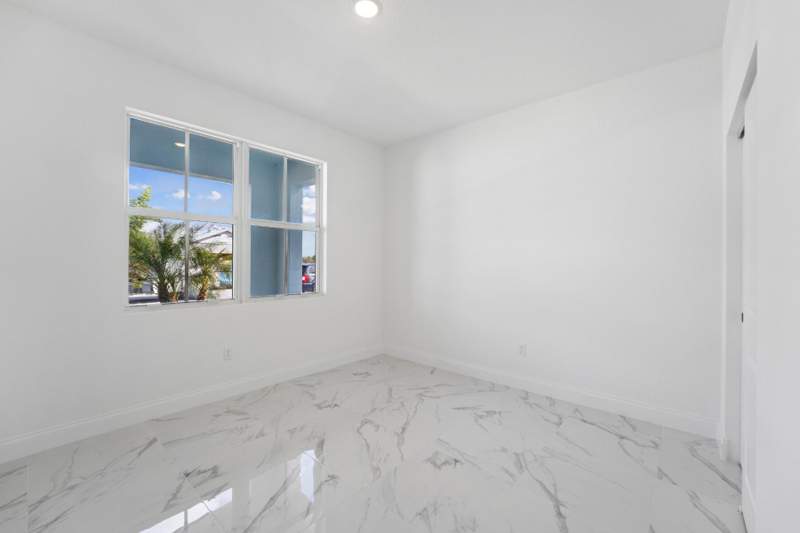 2 bedroom Single Family Residence at 10056 NW Field Flower Trail, Four Seasons at Wylder, Port St. Lucie — photo 3