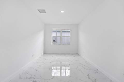10056 NW Field Flower Trail, Port St. Lucie FL - photo 7 of 32