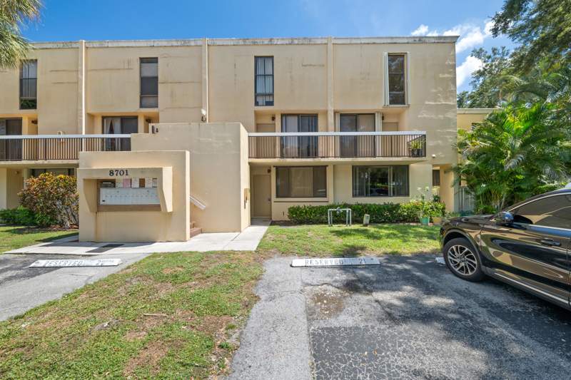 2 bedroom Townhouse at 8701 SW 30th Street #211, Harvest Section One Condo, Davie — photo 5
