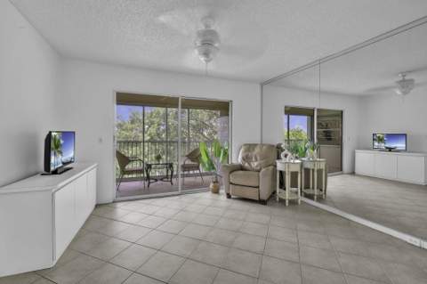 13001 SW 15th Court #404t, Pembroke Pines FL - photo 14 of 27