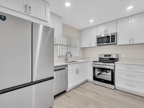 3629 SW Natura Avenue, Deerfield Beach FL - photo 8 of 56