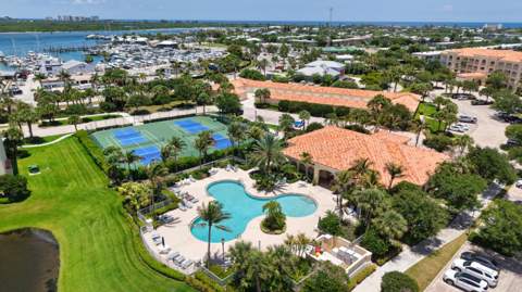 21 Harbour Isle Drive #Ph02, Fort Pierce FL - photo 17 of 36