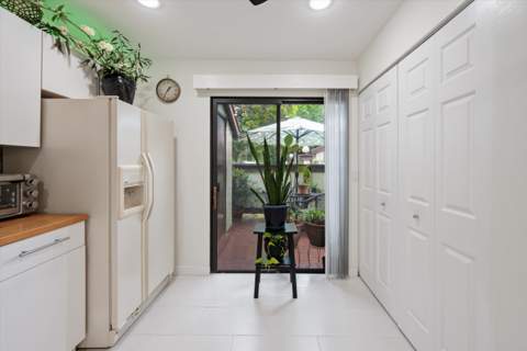 291 Amber Court, Royal Palm Beach FL - photo 14 of 38