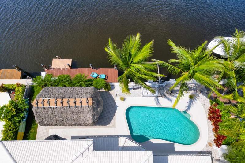 5 bedroom Single Family Residence at 240 SE 3rd Court, Garden Isles Sec 3, Pompano Beach — photo 3