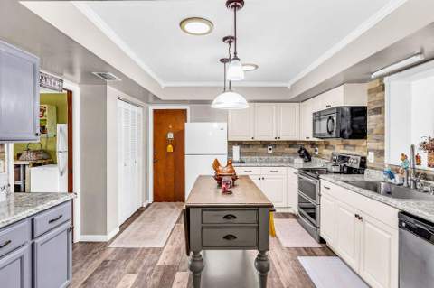 9302 Orange Avenue, Fort Pierce FL - photo 14 of 51