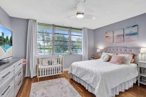 4200 Oaks Terrace #203, Pompano Beach FL - photo 16 of 43