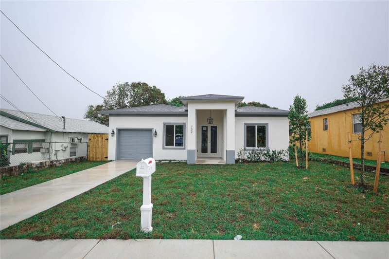 4 bedroom Single Family Residence at 732 19th Street, Washington Heights, West Palm Beach — photo 1