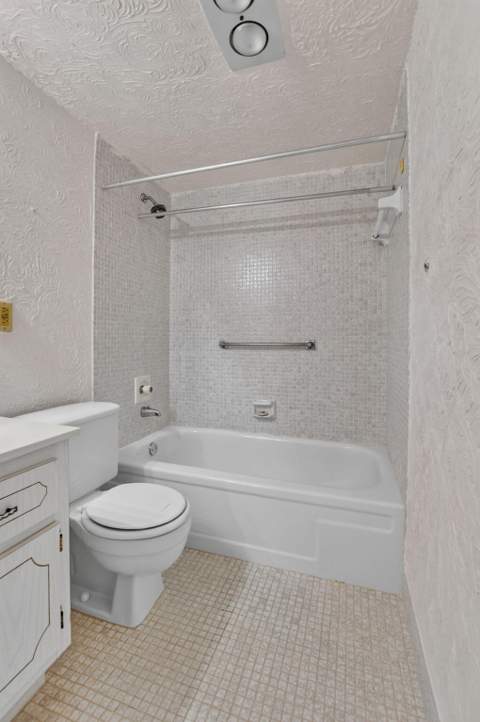 2049 Ventnor O Crescent #2049, Deerfield Beach FL - photo 17 of 42