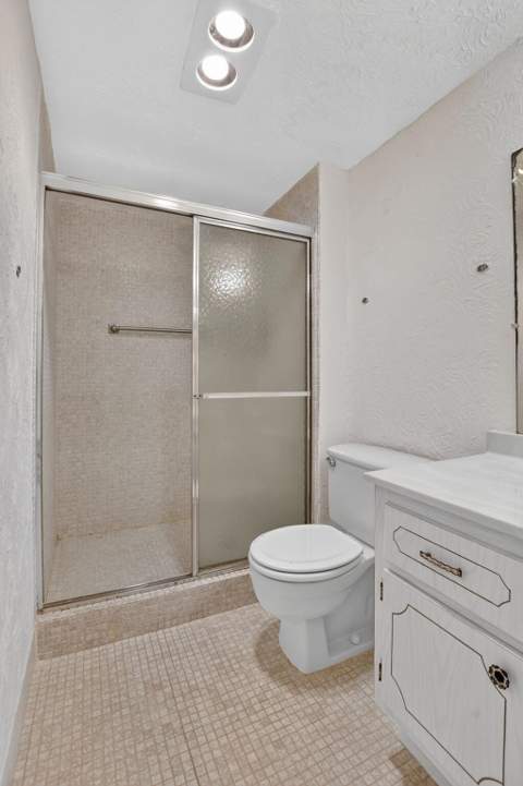 2049 Ventnor O Crescent #2049, Deerfield Beach FL - photo 19 of 42