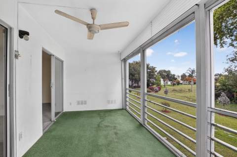 2049 Ventnor O Crescent #2049, Deerfield Beach FL - photo 21 of 42