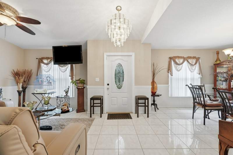 4 bedroom Single Family Residence at 1842 SW Penrose Avenue, Port St Lucie Section 19, Port St. Lucie — photo 4
