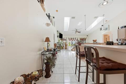 1842 SW Penrose Avenue, Port St. Lucie FL - photo 6 of 31