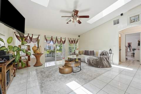 1842 SW Penrose Avenue, Port St. Lucie FL - photo 7 of 31