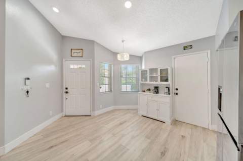 15136 W Tranquility Lake Drive, Delray Beach FL - photo 13 of 72