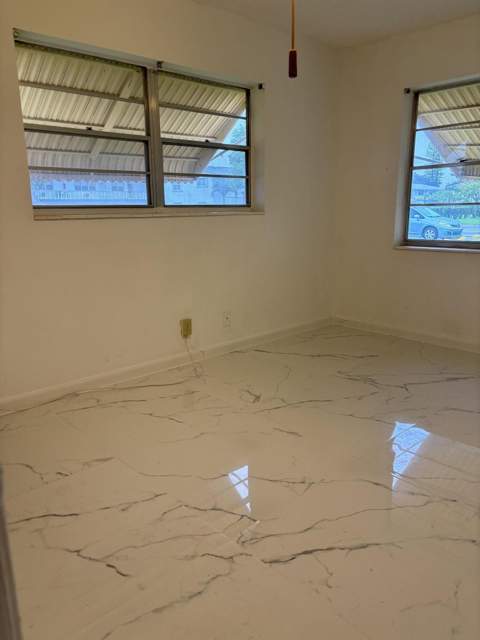 204 Salisbury I #204, West Palm Beach FL - photo 16 of 24