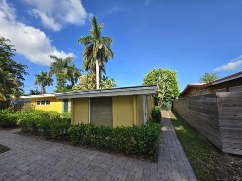 2503 Andros Lane, Fort Lauderdale FL - photo 9 of 33