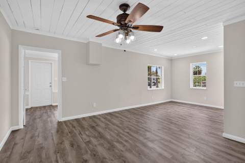 426 N 19th Street, Fort Pierce FL - photo 6 of 40