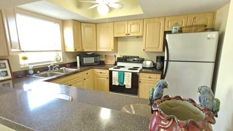 2950 SE Ocean Boulevard #37-6, Stuart FL - photo 15 of 38