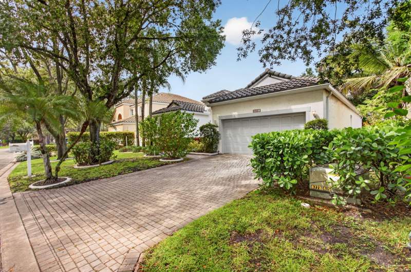 3 bedroom Single Family Residence at 6621 NW 78th Drive, Mayfair At Parkland, Parkland — photo 3