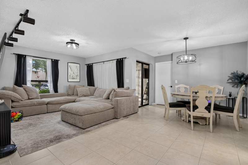 2 bedroom Condominium at 3331 NW 47th Avenue #3242, Karanda Village V-B Condo, Coconut Creek — photo 1