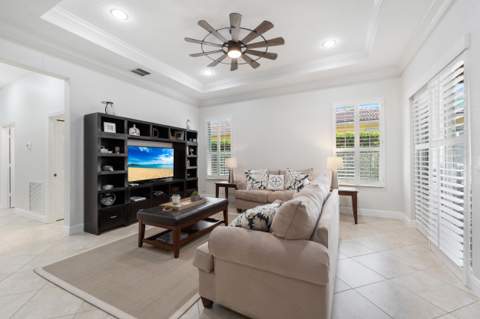 10117 SW Canossa Way, Port St. Lucie FL - photo 7 of 43