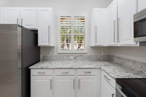 10117 SW Canossa Way, Port St. Lucie FL - photo 15 of 43