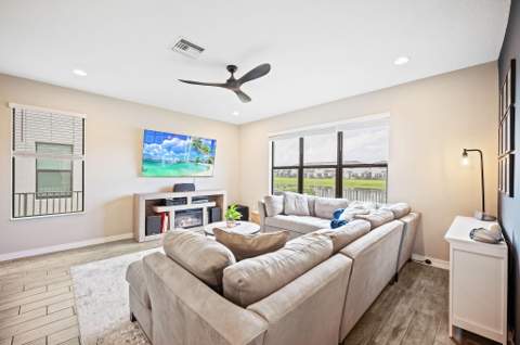 8697 Corvus, Lake Worth FL - photo 8 of 40